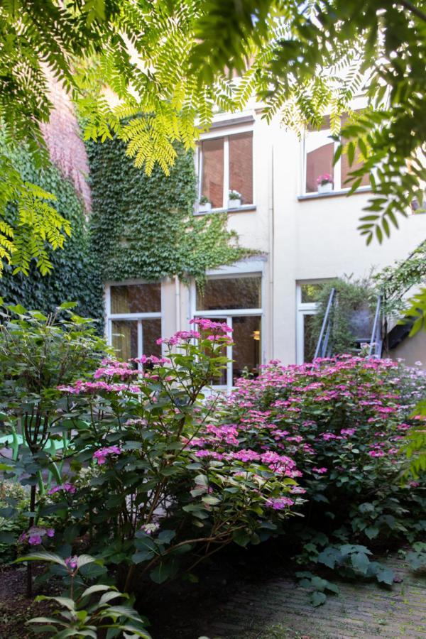 Pauline Loveling With Quiet Garden And 2 Bathrooms * Antwerp