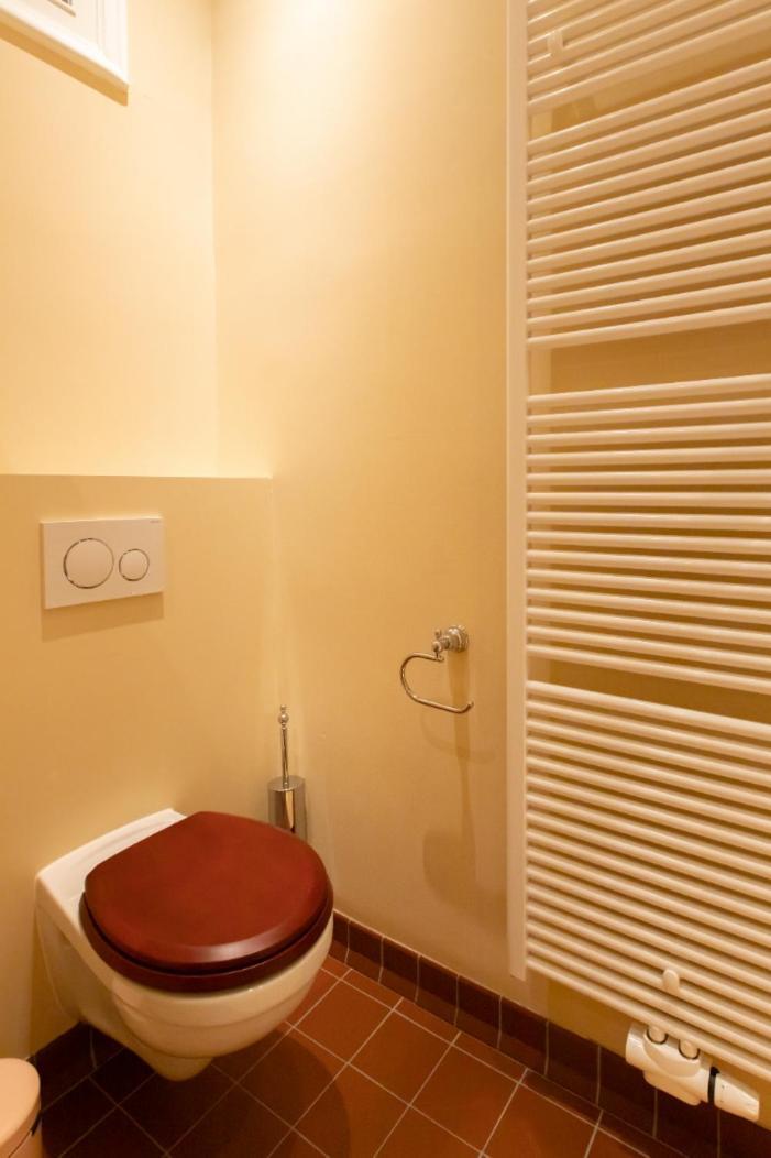 Pauline Loveling With Quiet Garden And 2 Bathrooms Apartment Antwerp